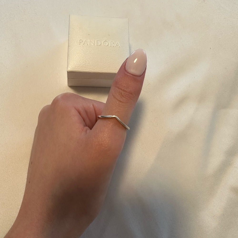 Pandora wishbone ring. Size 6..